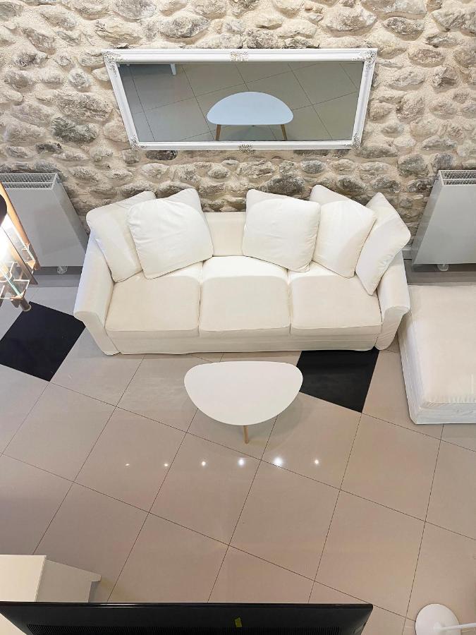 Blue Domino Luxury City Villa Patras Esterno foto
